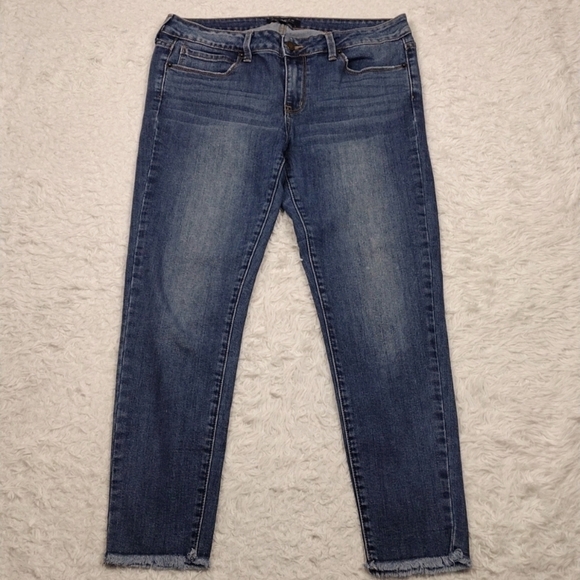 JUSTUSA Blue Whiskering Medium Wash Five Pocket Mid Rise Straight Leg Ankle Jean - Picture 2 of 15